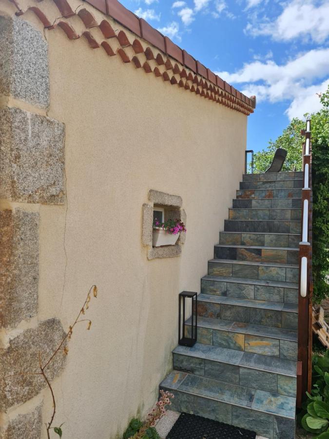 Gite Chez Tiane Saint-Flour-L'Etang Kültér fotó