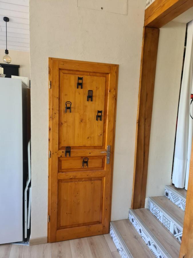 Gite Chez Tiane Saint-Flour-L'Etang Kültér fotó
